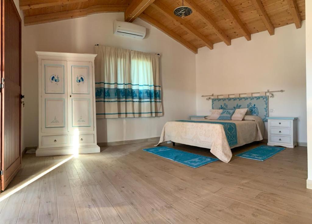 Tenute Venafiorita Loiri Porto San Paolo Экстерьер фото